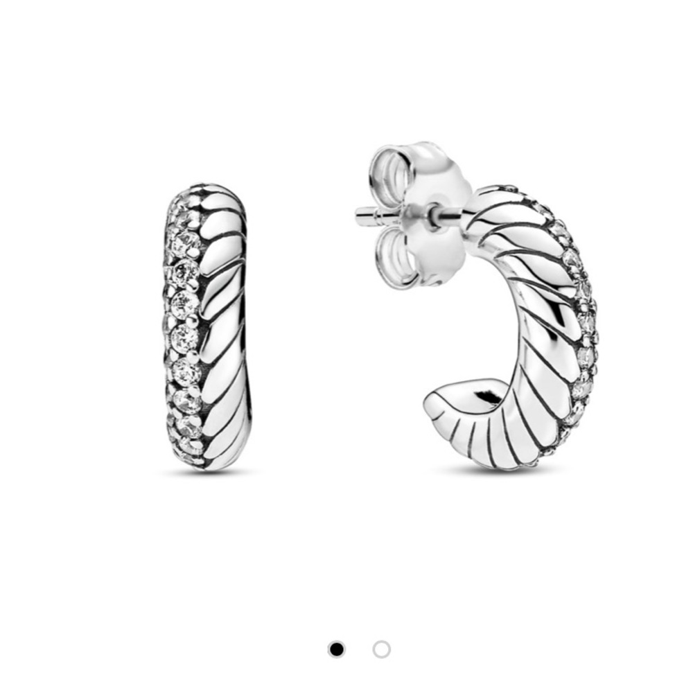 NWT Pandora Pavé Snake Chain Pattern Hoop Earrings